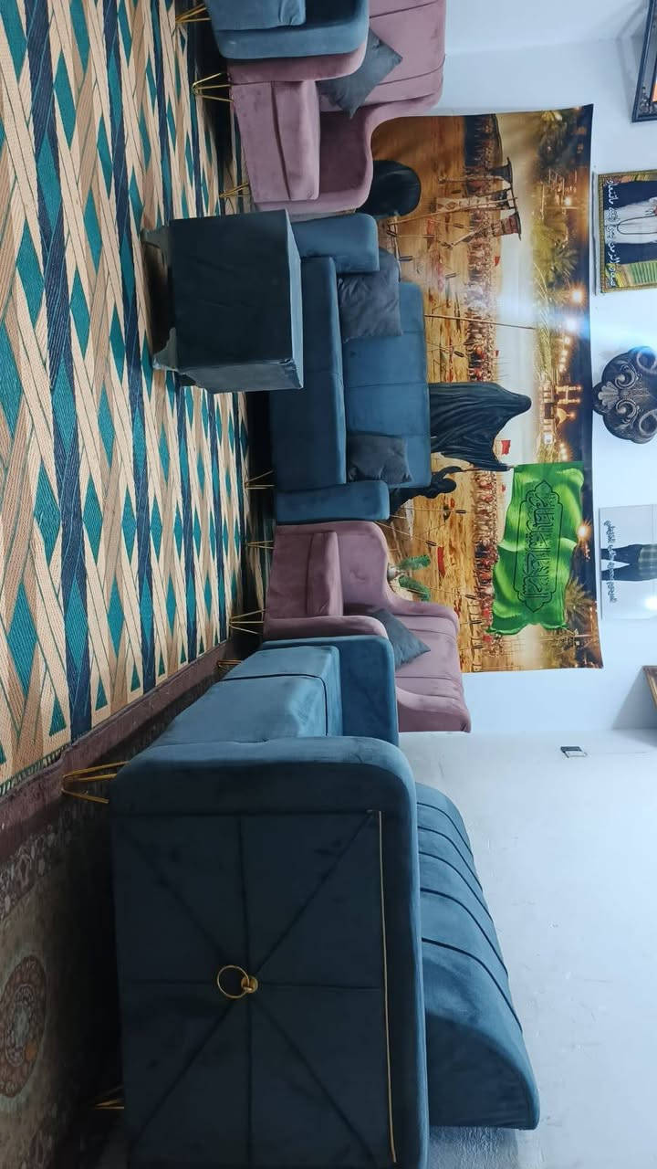 تخم 10مقاعد اخو الجديد استخدام قليل اي ضررمابي نضيف جد شرط النظافه سعره 250يوجد توصيل داخل كربلاء ***********
