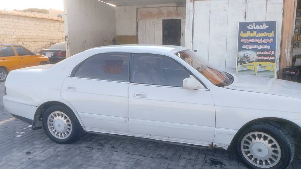 سياره بطه للبيع رقم بصره مكاني 500 مكلف بالنشر مقفوله من القص والناقل ب 32 راعيها بابو الخصيب***********
