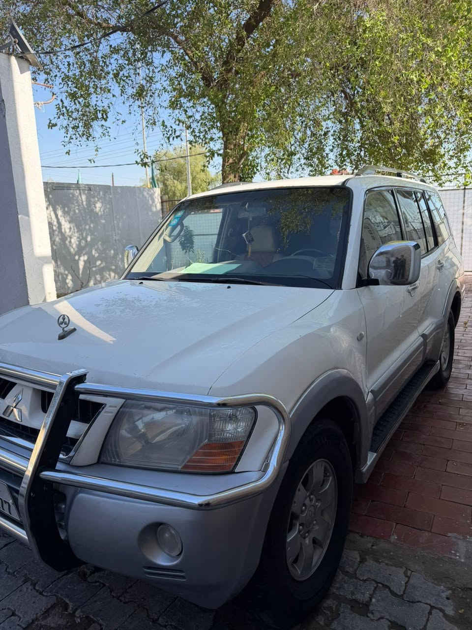 السلام عليكم باجيرو موديل3 مكينه وكير خير من الله
تبريد 🥶 ثلج مكفوله من كلشي جاهزه حداديه 
رقم نجف نكليزي بأسم ولد صديقي ثاني يوم اداورلك 
سستم سماعات شاشه اندرويد جاهزه السياره كل نقص مابيه 
مال جنايه 
السعر 80 اوبيه محال خابرني وتدلل
المكان نجف 
الرقم***********
