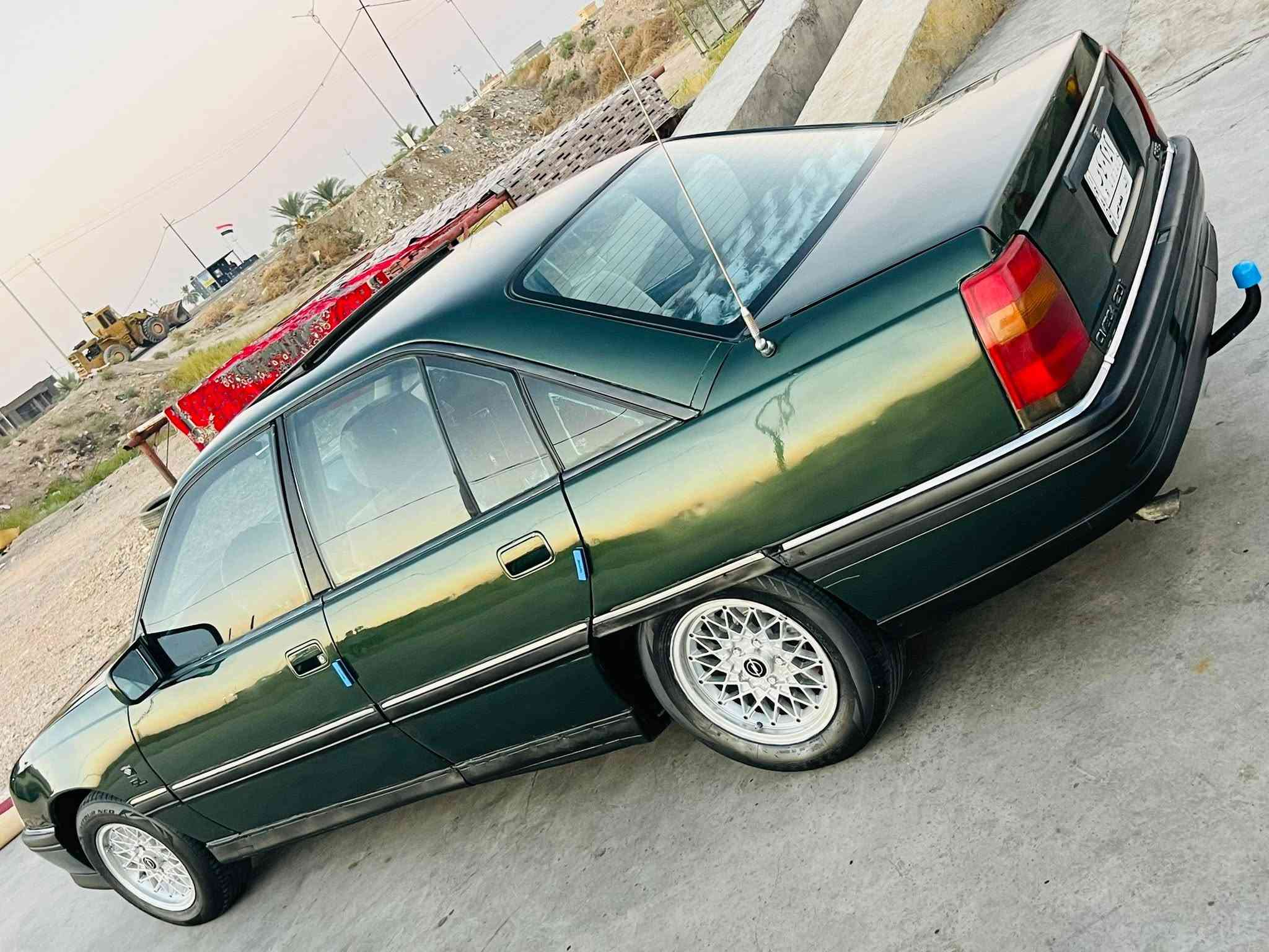 يالله اوبل اوميكا للبيع موديل 92
محرك الفين بلادي كير عادي جام اوتو 
فتحه سيدي كير محرك كفاله تحويل مباشر 
مكان السياره الرمادي جزيره الخالديه السعر35بيه مجال للستفسار ***********
