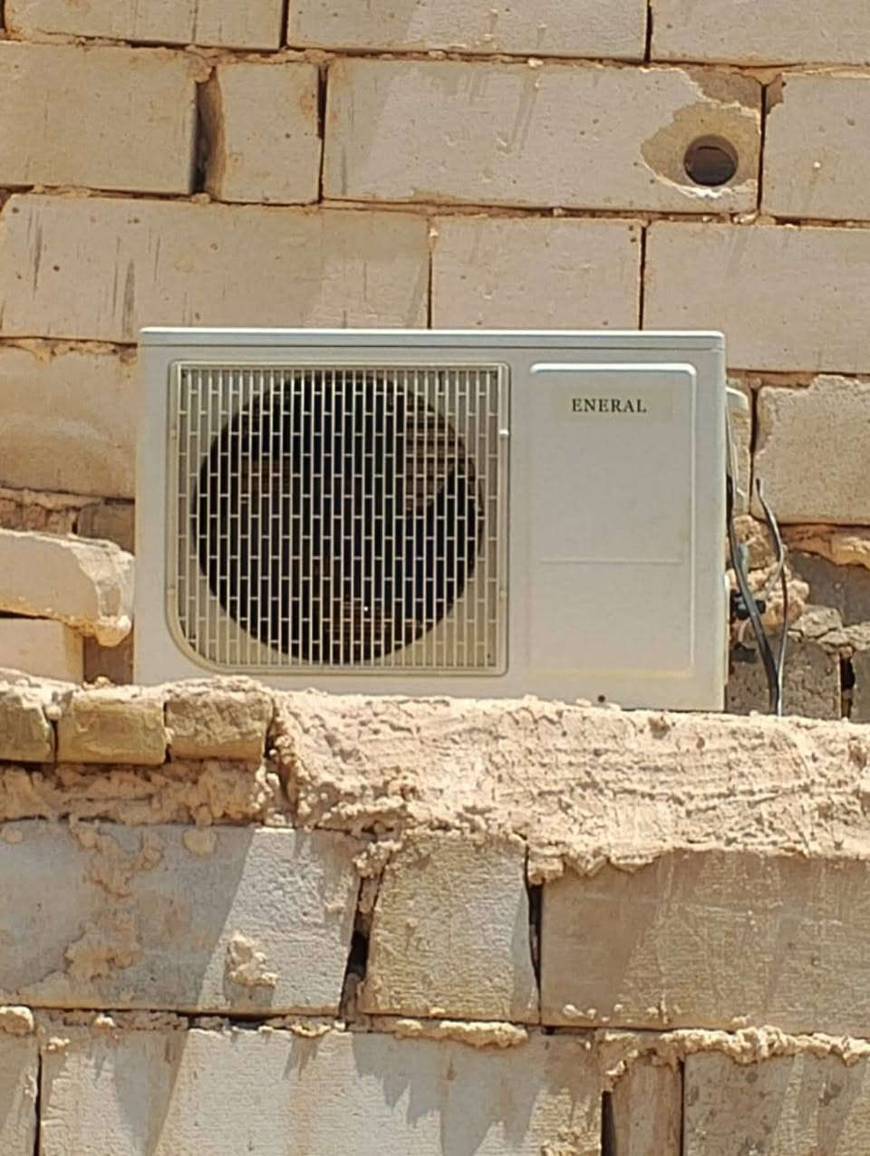 سلام عليكم سبلت جنرال اكس طن ونص للبيع سعر 275وبي مجال مكاني نجف ***********
