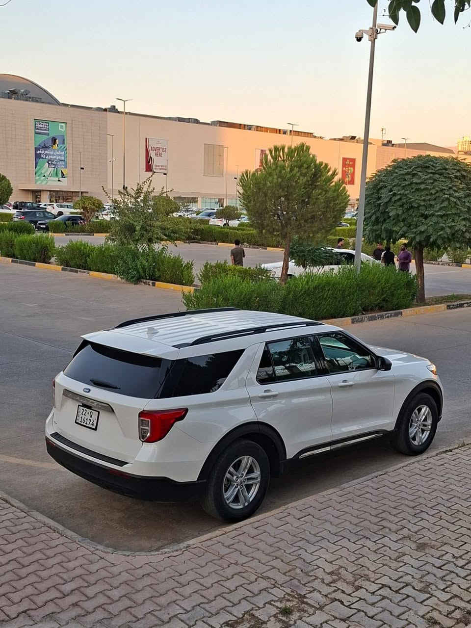 اكسبلورر XLT • ٢٠٢٣ • ٧ ركاب