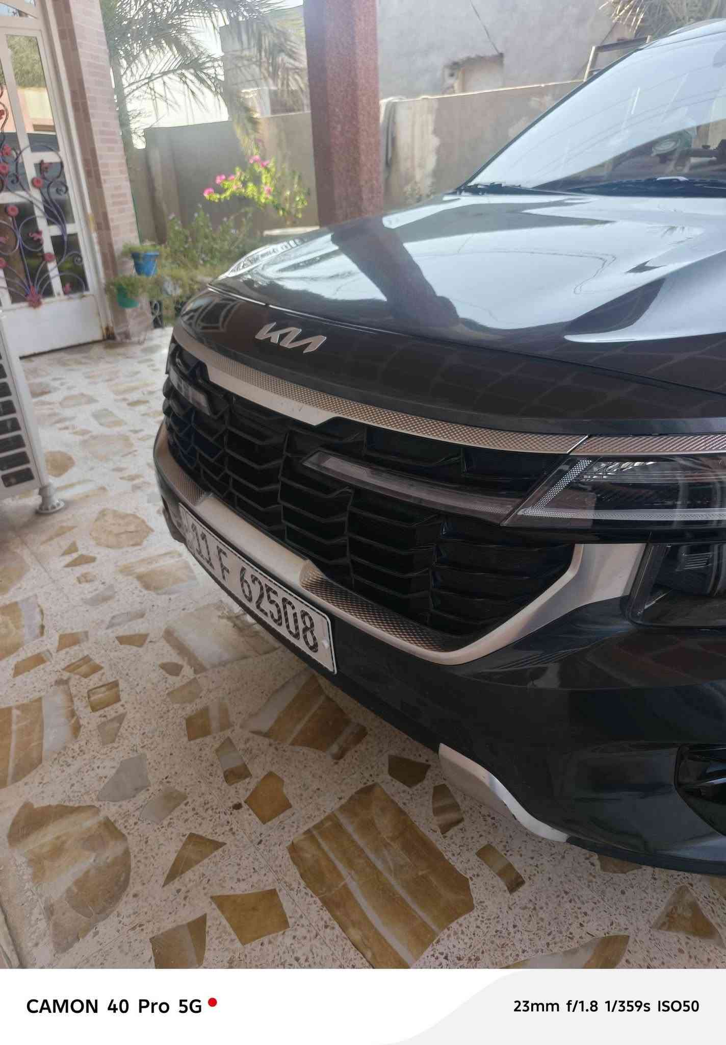 كيا سلتوز موديل ٢٥ماشيه ٢٢ فقط رقم بغداد بسمي سياره عل وضع الشركه كير محرك تبريد صدر بالكارتون تخم تاير السعر وصور الحادث اتصل ودلل للبيع او مرواس بسياره اقل سعر العنوان ديالى بن سعد رقم وتساب ***********
