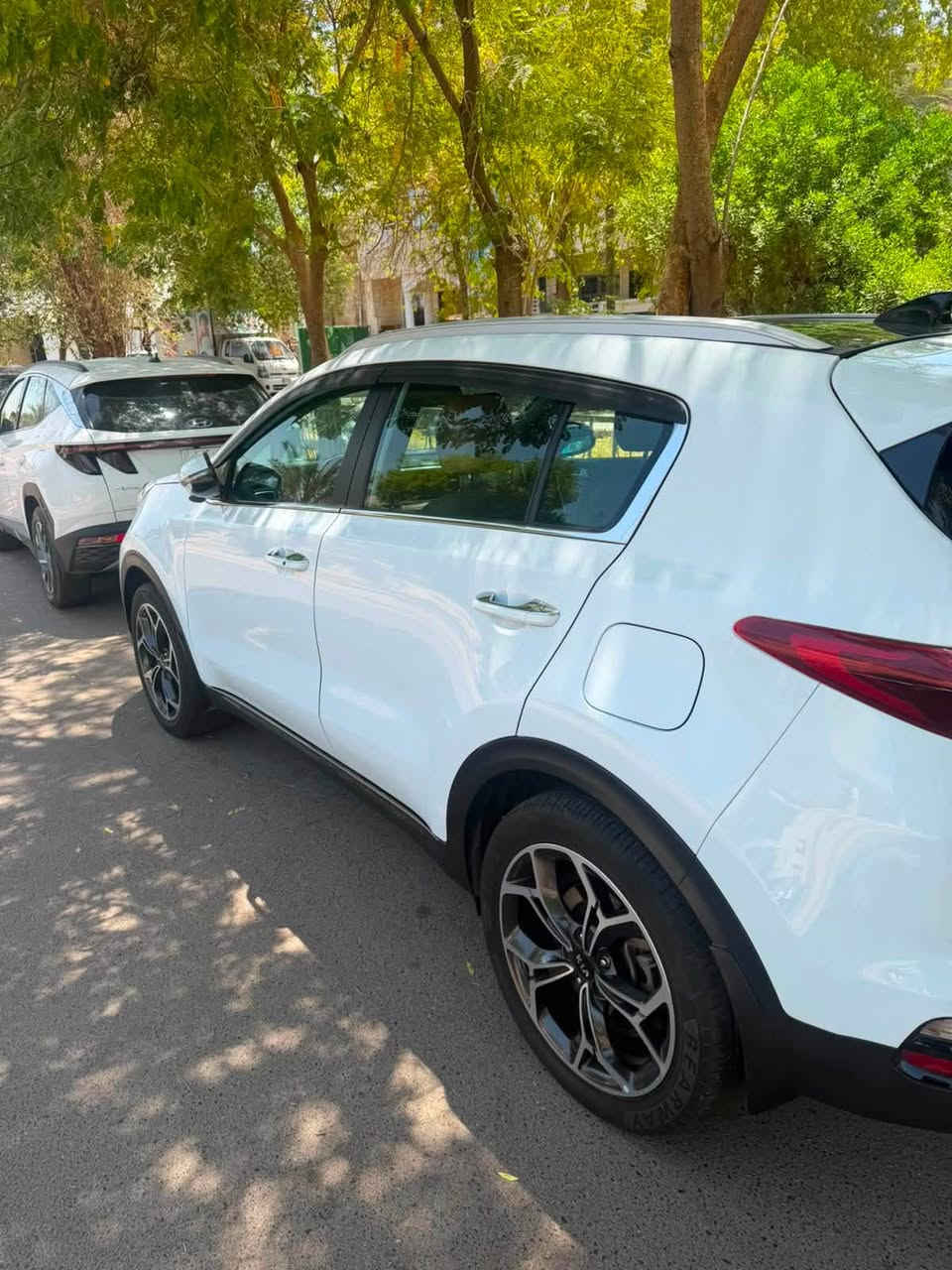 كيا سبورتاج 2020
Gtline 

ماشيه 71000km 

السيارةمكفوله كير محرك صبغ 

فقط بارد بالبابين كد شبر 

سقف بانوراما 

كشنات كهرباء 

حساسات اماميه وخلفيه 

كاميرا خلفيه 

اوتو هولد 

3وضعيات قياده 

مساعد نزول منحدرات 

للاستفسار 

‭***********‬
