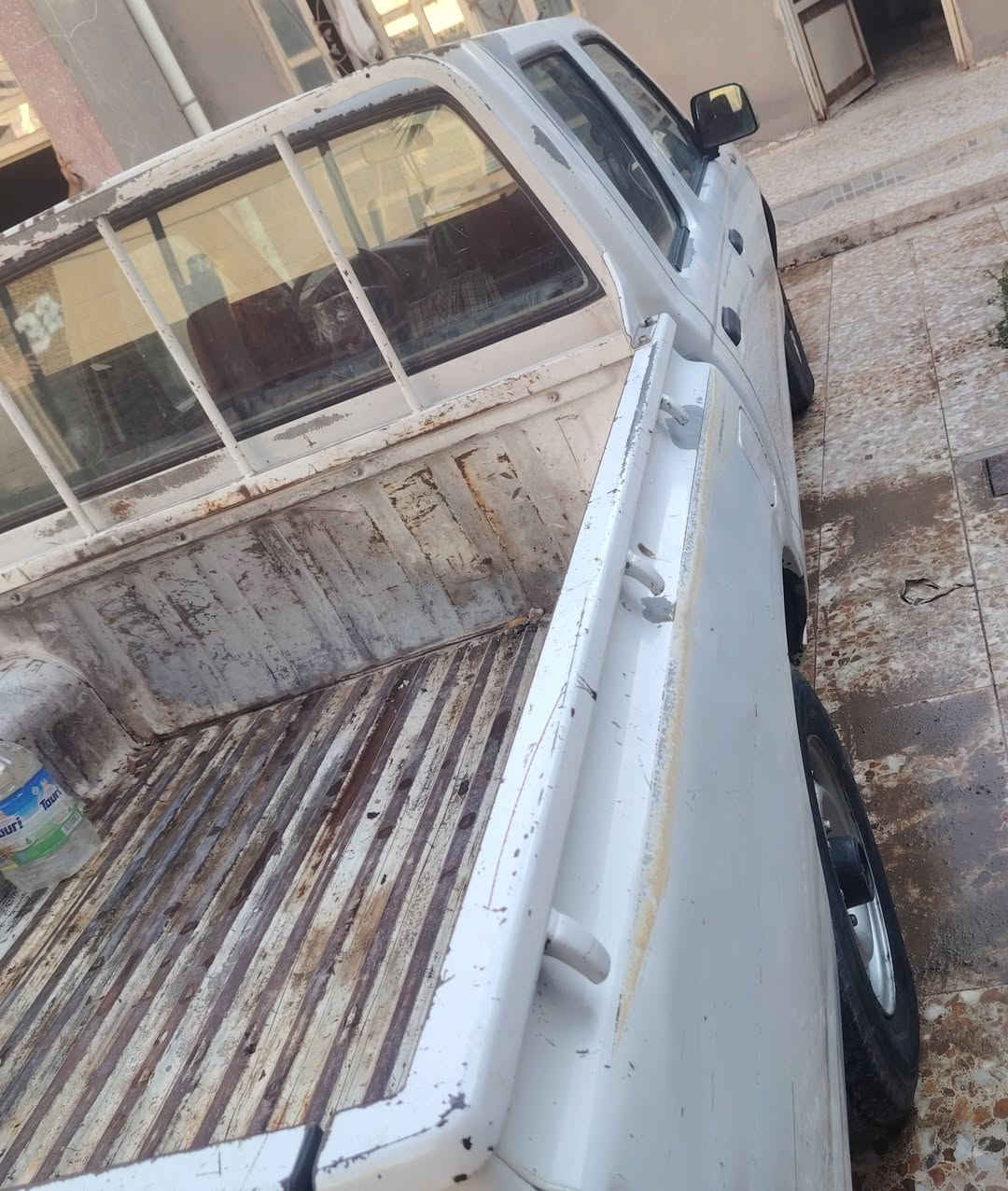 نيسان دبل قماره ٢٠٠٨  للبيع مزاد الداخليه    السعر ٧٢ وبيه مجال بسيط
الاستفسار الاتصال ***********

