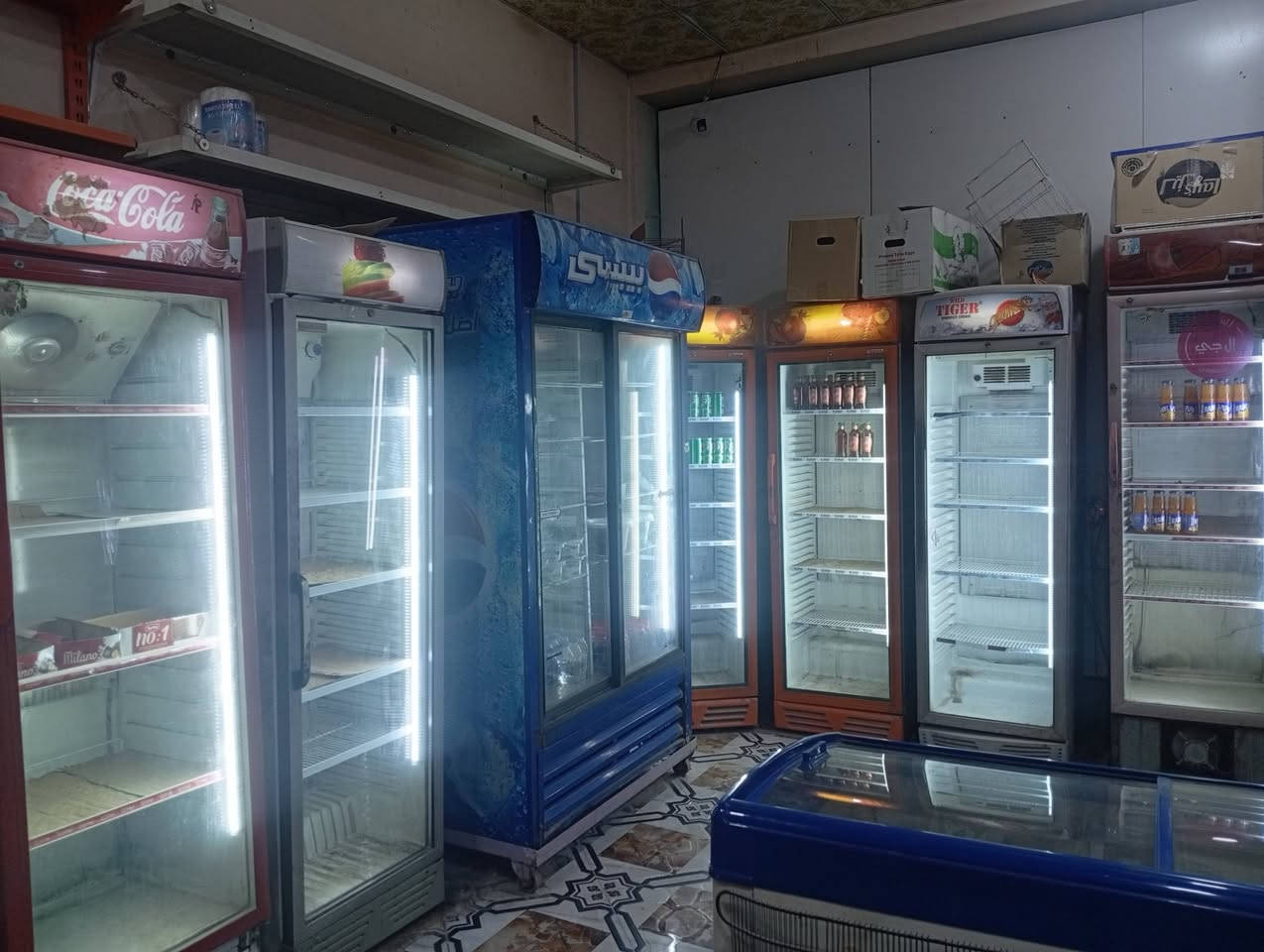 للبيع اسواق ام البنين ركن مكان العوجه مقابل شارع ابو صلاح سعر 12 وبي مجال ***********
