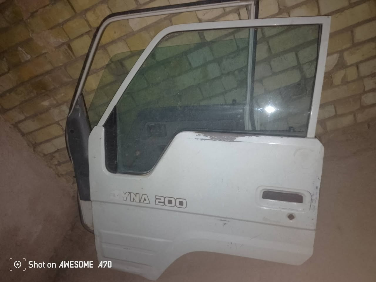 بوب داينة اللبيع وهذا رقم ***********
