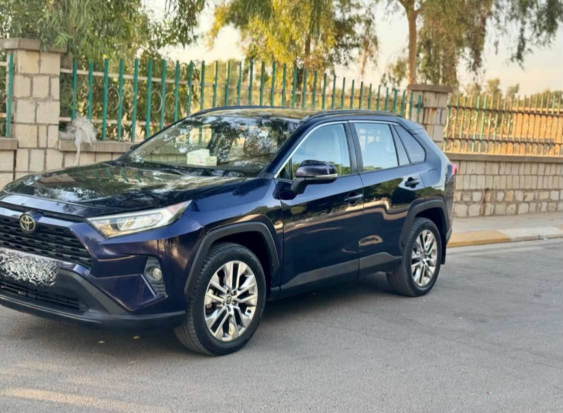 ***********
راف فور👉🏻2021 1/1 XLE امريكي بانزين

رقم اربيل  انكليزي
ماشيه 74كيلو
دفع رباعي 
فتحه سقف
جلد
باب خلفي كهربائي .
حادثه بصيط سونر مرفق  سياره بدون نقص 
رادارات 
كشنات تدفئه تبريد و كهربائي.
قطعتين تبريد
بصمه تشغيل بصمه ابواب
فحته
أنظمة ، مثل مثبت السرعة المتكيف، تحذير الاصطدام الأمامي، المحافظة على المسار، والتحذير من مغادرة المسار/سعر163

موقع&السليمانيه كلار
*********** واتساااااب او خاص
