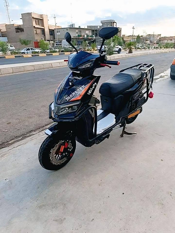 ماطور للبيع السعر 400 وبي مجال الموقع موصلوا في مجال***********
