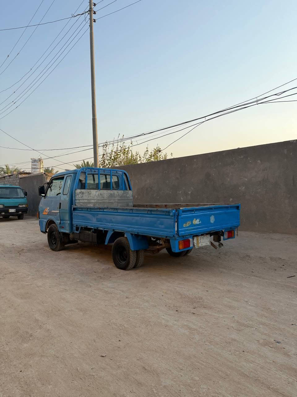 السلام عليكم كيا بنكو 94 قماره وربع 7 جنكال رقم بغداد الماني سنويه عظم بدون تحويل مااندل راعيها اتكفل سرقه وعشائر مكينه وكير واكسل مكفولات شاصي مكفول حداديه نظيفه بور شغال دشبول جديد السعر 27 مكاني بابل ***********
