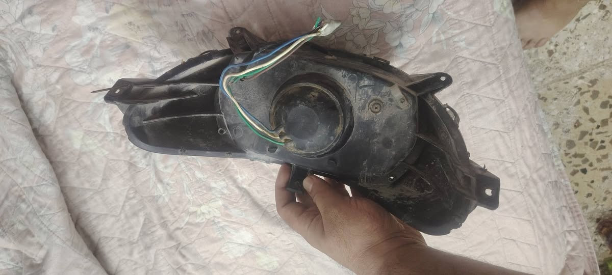 غراض سبيسي للبيع أصليات
سعر لماصده هيه ولكلوب شغاله ب 20
لعداد شغال ب 15
لشاير شغلات ب 10
مكاني بغداد حي أور ماكو توصيل
