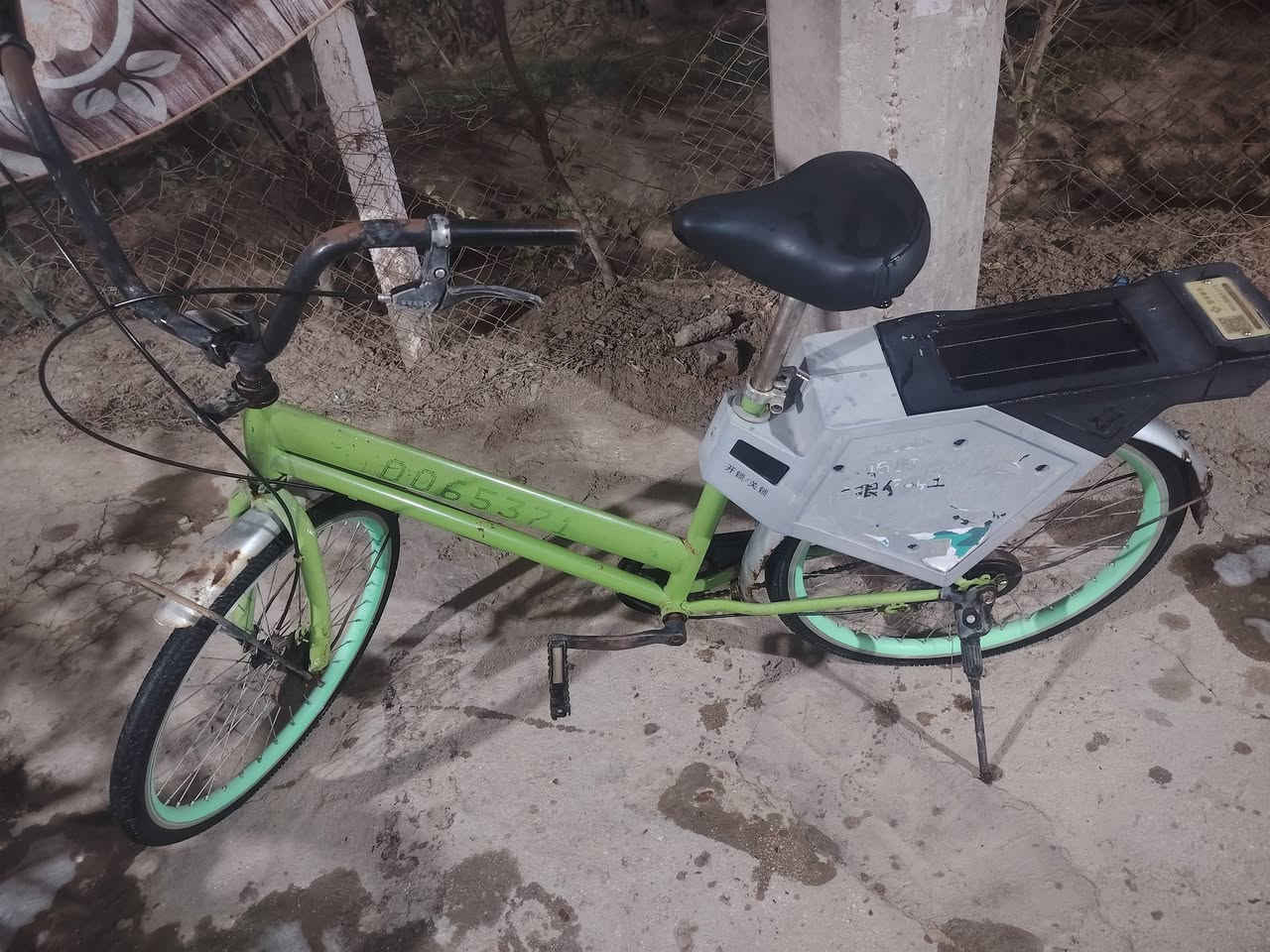 السلام عليكم ٢ بايسكلات للبيع هذا الأخضر ربل سعر الواحد ٦٠ الف وبيهن مجال العنوان بابل الابراهيميه الدبله مقابل  للاستفسار الاتصال على الرقم @إشارة ***********
