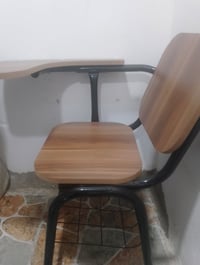 رحلات مدرسية جدد غير مستخدمين للبيع للتواصل 07719762965 العدد 6 مكان ا...