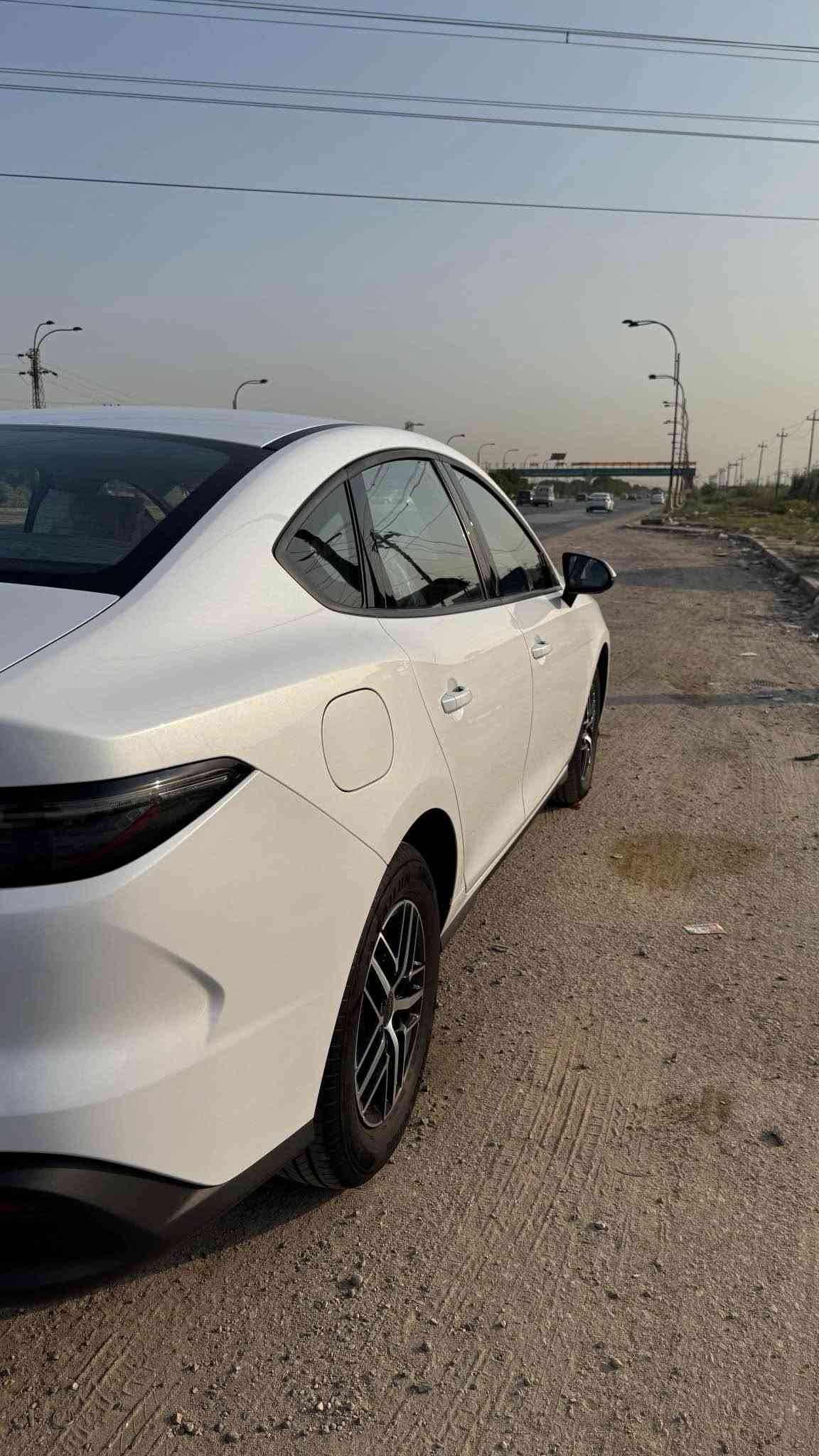 بي واي دي 
سيل فايف 
موديل 2025
رقم بغداد تحويل ثاني يوم
ماشيه 12 الف
كفاله عامه من الصبغ والتبديل والبارد والشخوط بعدها بحاله الزيرو
السياره ويل كب كروم
داخل ابيض 
ارضيات وفرشه دشبول وكارت 
بدون اي نقص
مكان السياره بابل الحله شارع 60 
السعر 22.150.000دع
للاستفسار 
*********** حلة, بابل
