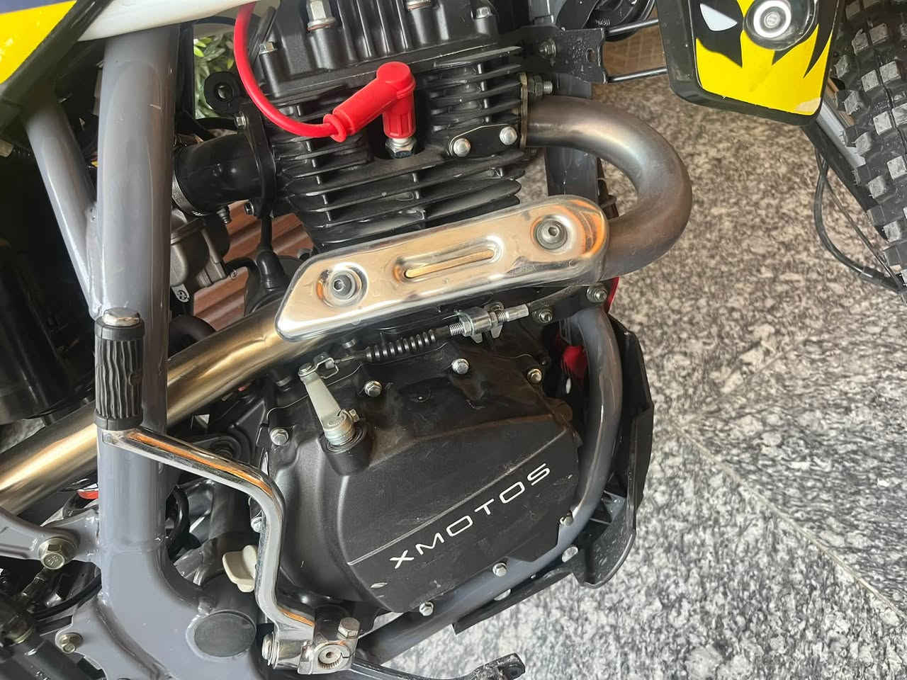 قفاز • XMOTOS • ٢٥٠