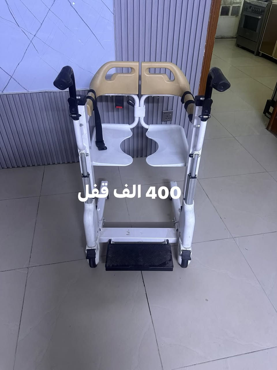 السلام عليكم
للبيع كرسي حمام ونج كهربائي عالشحن
السعر 400 الف
للاستفسار *********** بغداد
