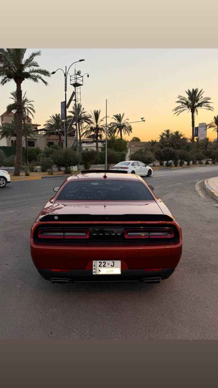 Scat Pack Widebody
موديل 2022 سياره وايد بدي اصل لون مميز 
محرك v8 6400
فول 1/1 
رادار امامي
سلايت 
كشنات خزن 
كشنات حار بارد 
دركة تدفئة
حساسات خلفية جانبية  
مقاعد خزن ميموري
سماعات هارمن كاردن 
دمام خلفي 
فول لل اخير  1/1
تفريغ وبرمجه  ايكل سياره كلش قويه مطلعه 550hp
عليه بوابات كزوز كتم 100% 
هزه جديده 
كير مكينة اكسل كفالة 
سياره عليه ادامه كامله من كلشي صدر محرك 
ماشيه 33 الف فقط
قطعتين صبغ بنيد وجاملغ
السعر 240 وتعتبر انسب سعر مواصفاتها وموديلها 
مكان السيارة المنصور 
للتواصل ***********

