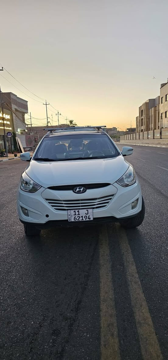 توسان موديل ١١ كفالة مكينه ٢٠٠٠  بونراما فول عده البصمة خليجي رقم بغداد السعر ١٢٠ وبيها مجال ماكن سياره كربلاء ***********
