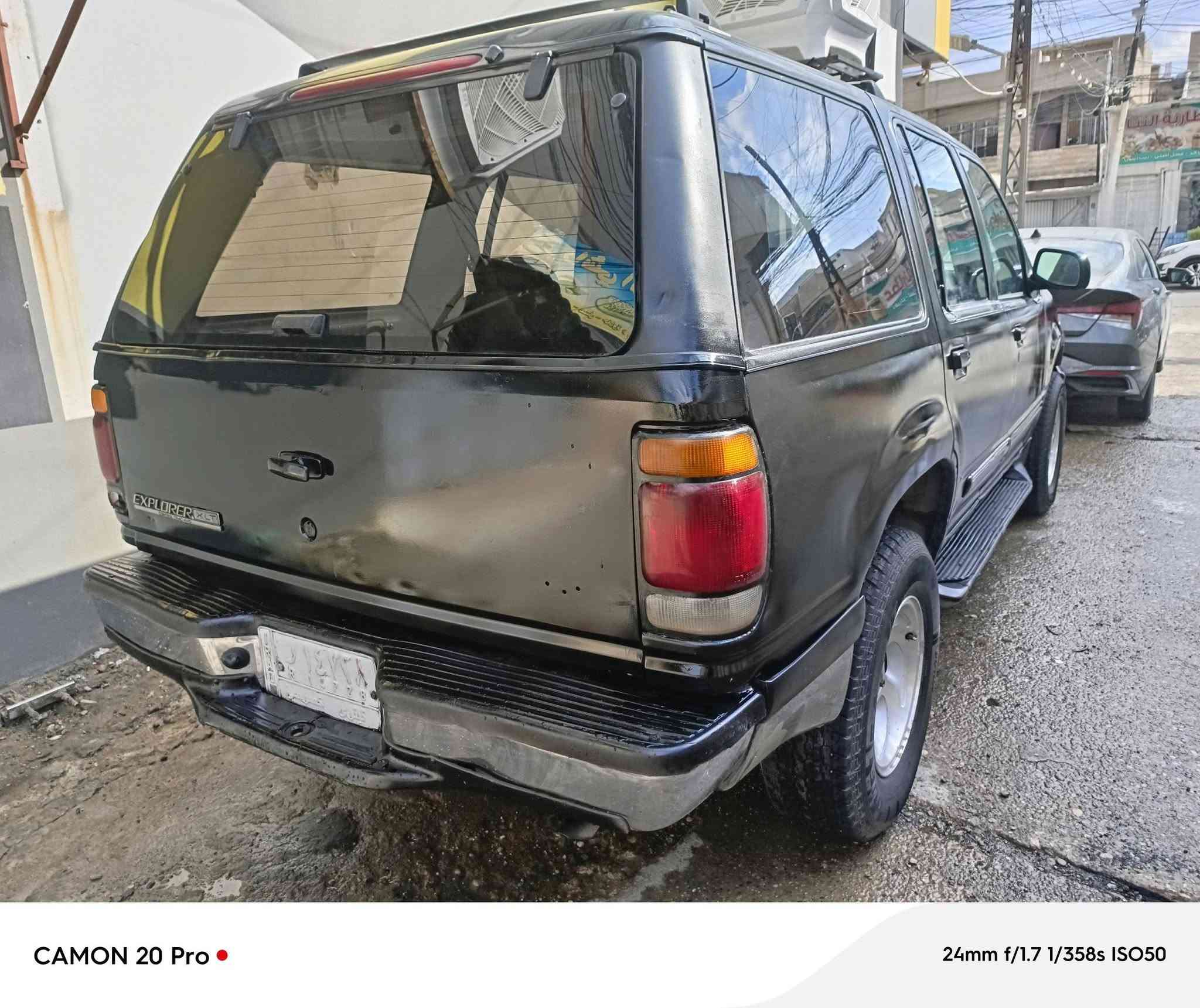 Ford Explorer 1995
للبيع فورد اكسبلوررر موديل 1995 رقم نينوى كوبون بنزين ورقي شغال فول مواصفات محرك 6 سلندر حجم 4000 الأصلي شرط لا صرف ولا نفخ كير ميكانيكي بي البك عاطل كلجات خلصانة تصليح أو تبديل تنزل من السعر صبغ حزام للجمالية فقط طخم تاير اخو الجديد سنوية عظم 2028 شرعي موجود شرط التحويل السعر 42 وترهم بالاقساط مقدمة 20 والسعر حسب الاتفاق 
***********
***********
