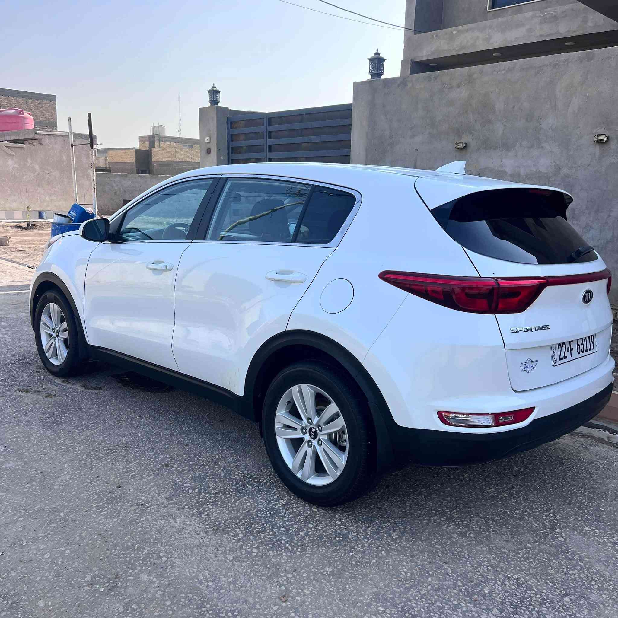 سلام عليكم سبورتج للبيع مديل 219 وارد امريكي مواصفات تحكم ستيرن بلاتوث كامره دواره حساس كشنات تدفىا تبريد قطعتين مانع انزلاق  سياره جاهزه تخم تاير حداديه مكينه جديده  سياره جديده  صبغ جاملغ وبابين بدون فتح بجم كبس  وكو فيديو داخل المنشور للتوضيح التفاصيل السعر 135 الستفسار ***********
