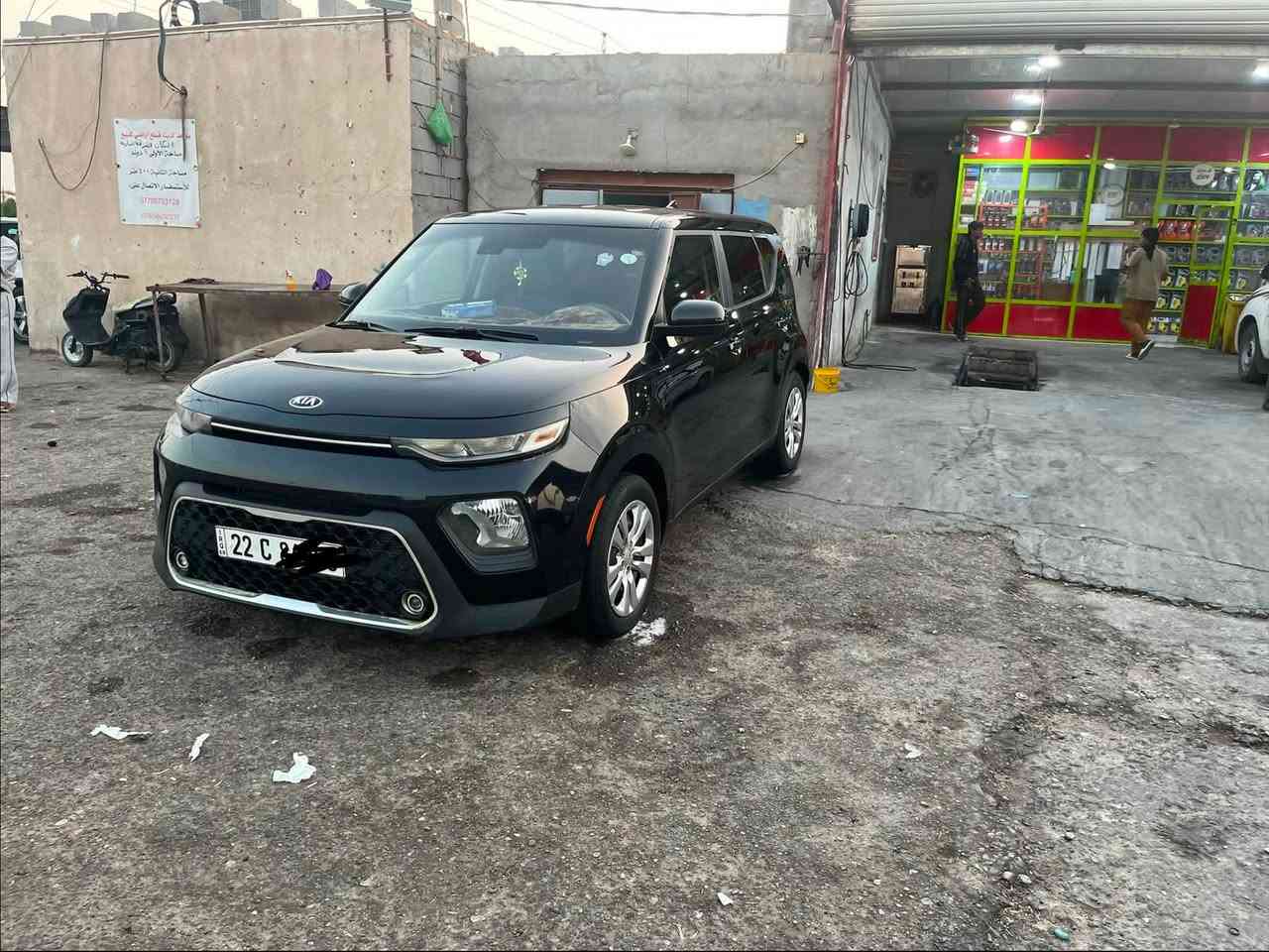 سلام عليكم للبيع صول مديل 21السياره بيه فقط بنيد السياره رقم اربيل شاشه كبيره تحكمات ستيرن جهتين حداديه السياره ماناقصها شي مكان السياره البصره التواصل ***********
