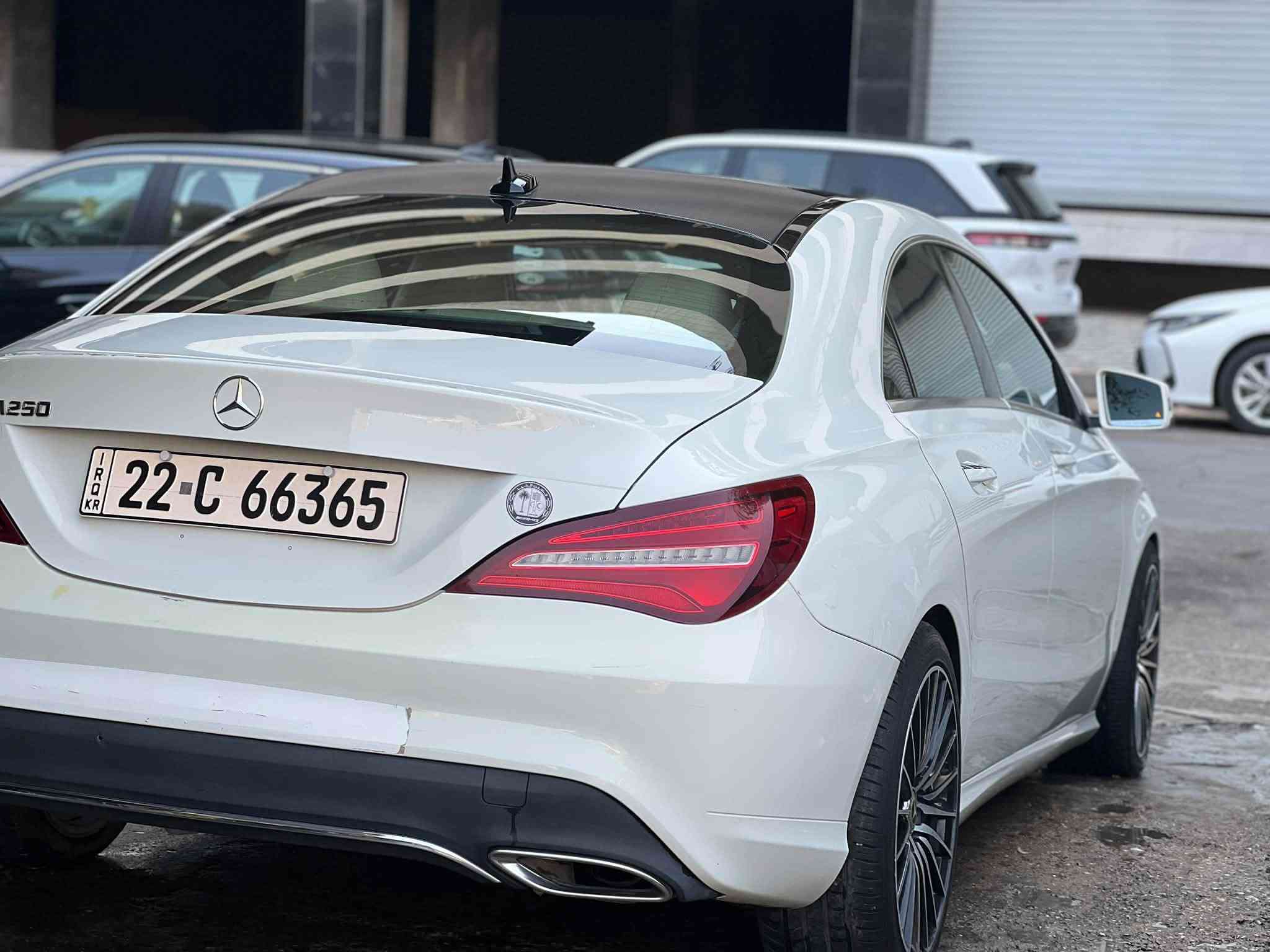 السلام عليكم
مارسيدس CLA250

فول موصفات 

موديل 2018 

بيه بابين مبدلات 

السعر 15000$

مكان سياره بغداد الحارثيه 

***********
