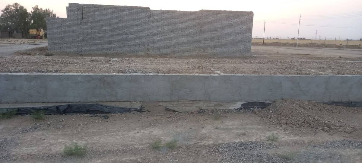 اني مكلف بالنشر   اتصل على صاحب بتلو 100 متر السعر 12المليون في دوانم  بالغزال قرب شارع 100 مخدومه وماي وكهرباء للاتصال على ‎***********
