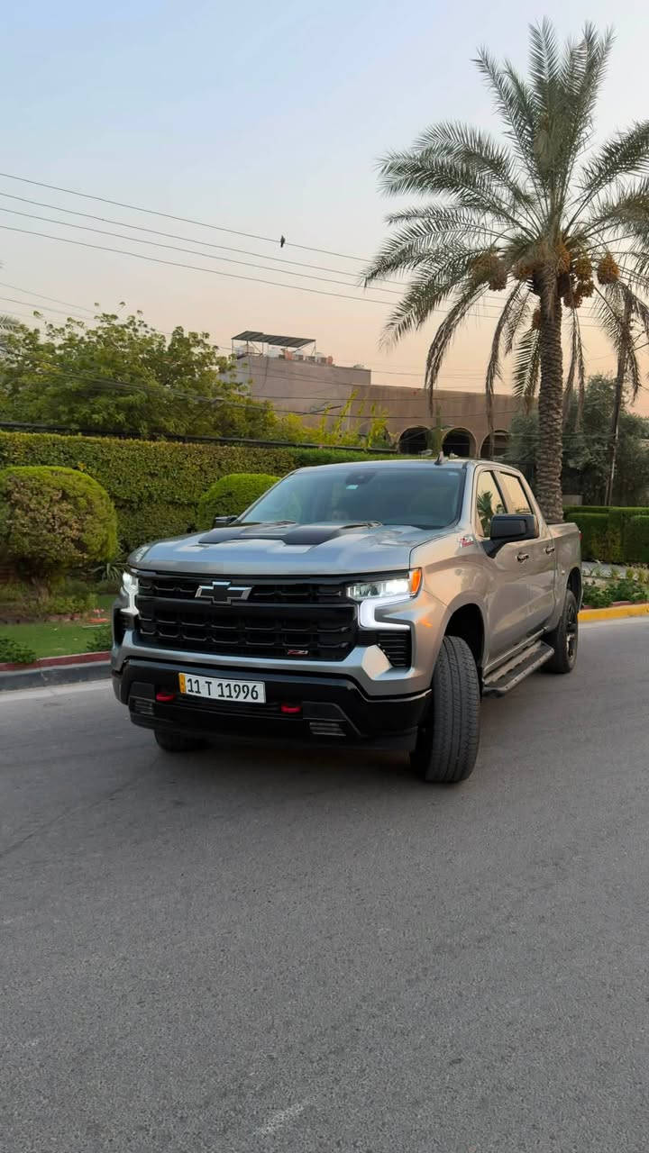 السلام عليكم
للبيع

Chevrolet Silverado 2025 Z71

محرك 8 سلندر 5300 فور ويل

للي يدور سيارة مميزة وفخمة وشبابية ونصبه حلوة ورياضية ولون مميز

ماشية 23 الف ميل فقط على وضع الشركة

داخل جديد دشبول ديجتل مال تاهو

حادثها سطحي وبدون دواخل صبغ جاملغ  يسار امامي فقط 

صور الحادثة مرفقة

السيارة جاهزة وبدون اي نقص

السعر 3.65$ وبيهة مجال 

مكان السيارة بغداد حي الجامعة

للاستفسار ***********
