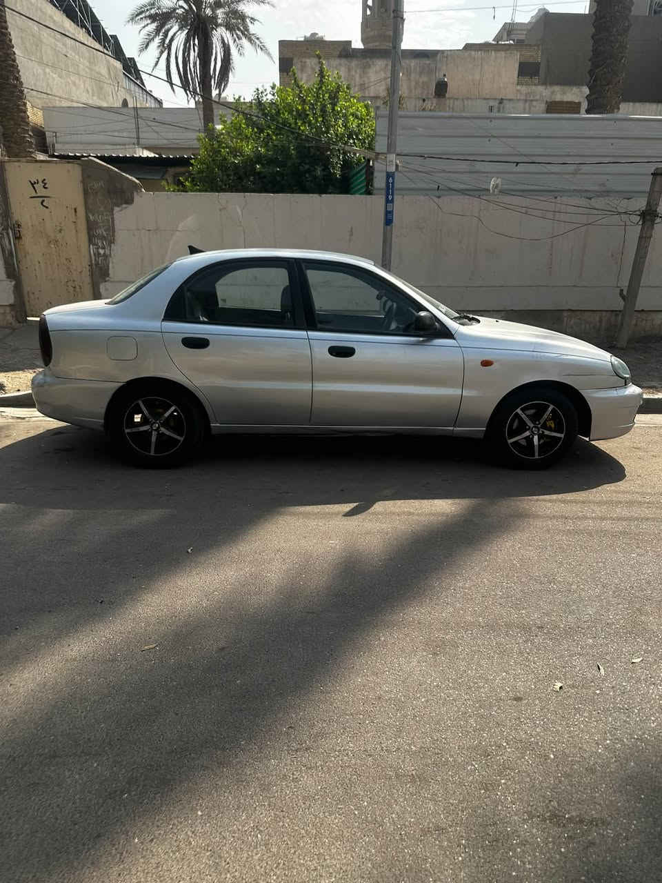 السلام عليكم دايو لانوس موديل 2002
كير اوتو مكينه صدر مكفول

هزة وفحص ورقم جديد بسمي

العنوان بغداد قرب مرور الطوبجي

السعر 34

رقم ***********
