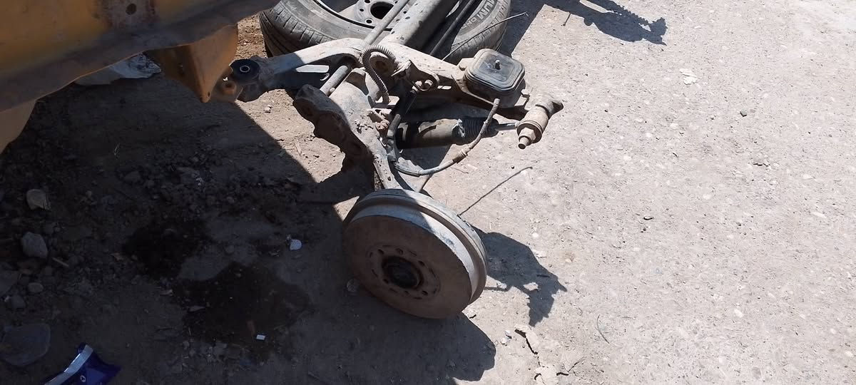 غراض تفصيخ سمند مديل 12
هاوزن 
تانكي بانزين
تايرات 
‏‪***********‬‏
