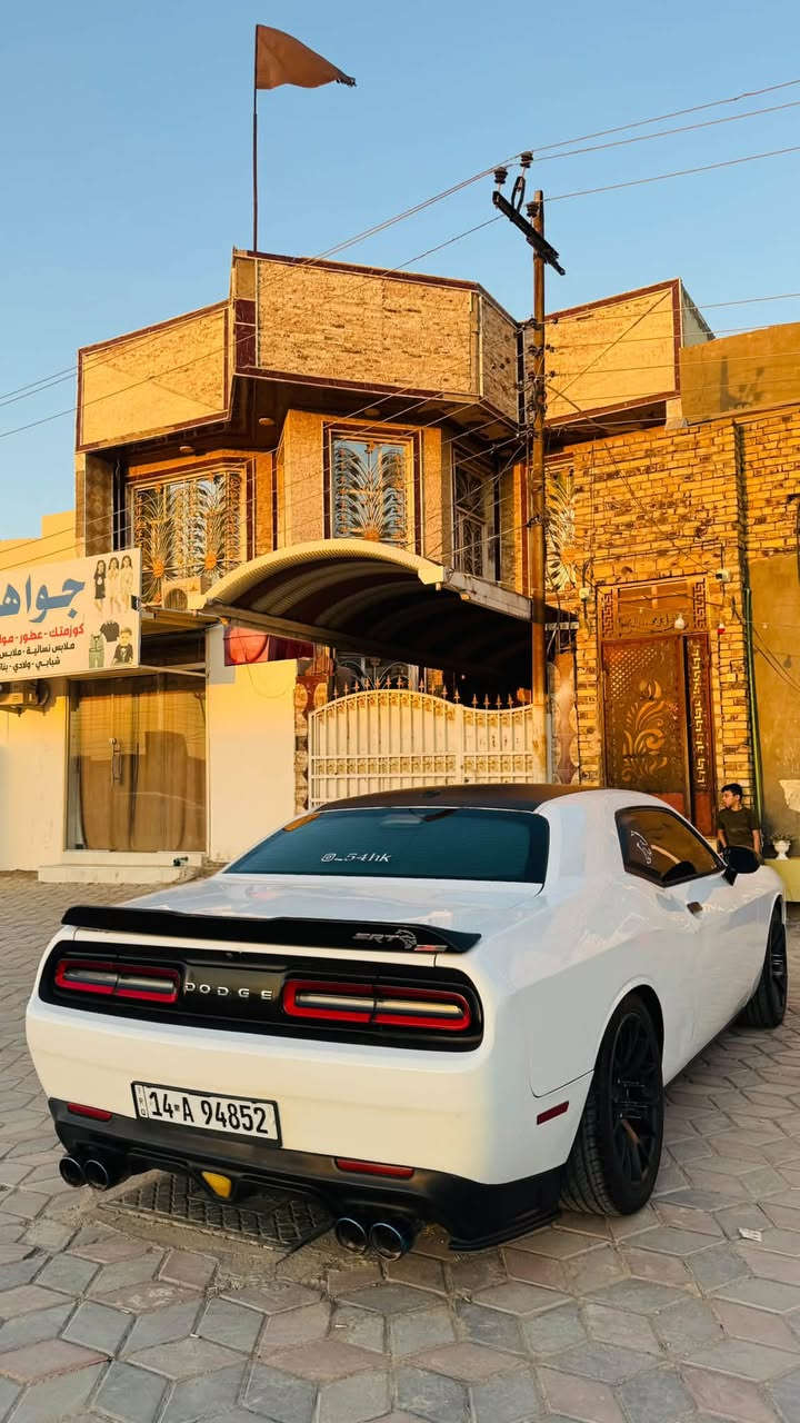السلام عليكم
جالنجر 2015 وارد كندي أصل SXT 3600
 محدث SRT بالكامل 

بجم كبس

بصمة

شاشة جبيرة

تشغيل عن بعد

تبريد ثلج

محرك گير مكفول

اكسل جديد

صدر امامي خلفي جديد

تخم تاير جديد

كزوز رياضي نضام بوابات

سيارة نضيفه وجاهزة ع ايدي 

حادثها ٣ قطع امامي تبديل بدون دواخل والقمارة اثر فابلون مغلفه اسود

بدون صبغ قطرة صبغ مابيها 

بأسمي تحويل ثاني يوم 

السعر 132 وبيها مجال

مكاني ديوانية غير متواجد ع فيس

للأستفسار ***********
