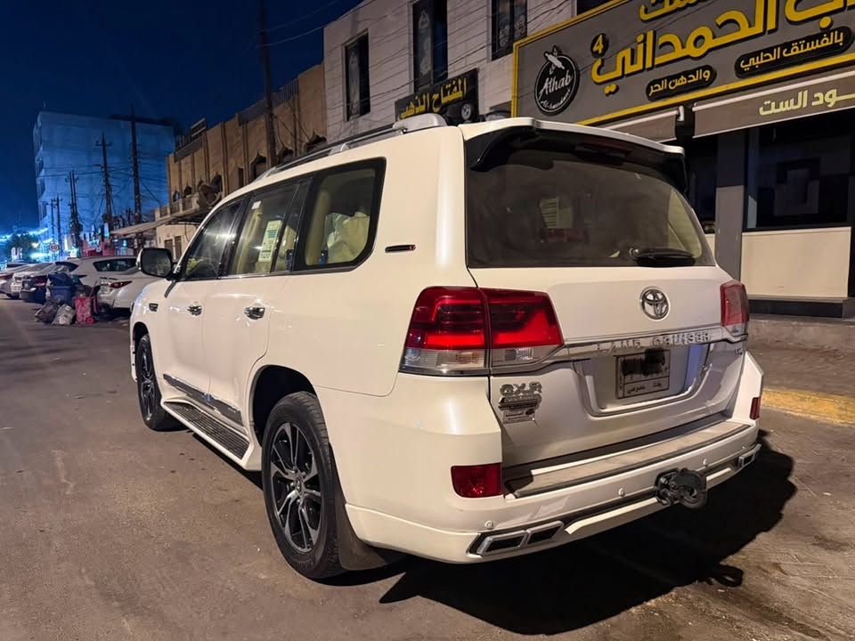 لاندكروز 2021 من النوادر هاي السياره ساز اصل ماشيه47 الف كيلو اخت الزيرو مكينه 6 سلندر 

رقم بغداد باسمي 

السياره 💤كفاله عامة من كلشي 💤🔝

اخوان سياره مال جناية جديده جدا 

4 كامرات السياره 
جنطه كهرباء
زراك 
ايرباكات8 
فتحه سلايد
كراسي جلد 
كرسي السائق 3 دكم 
طفاية اصلية 
 
💯سبيرها عدتها كتلوكاتها سماعتها كاعياتها
بعدهن على وضع الشركة 💯

السعر 560 ورقة 

مكانها بغداد 
***********
