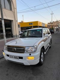 موديل ٢٠٠٧ • ١٨٠٠٠٠ كم • فول
