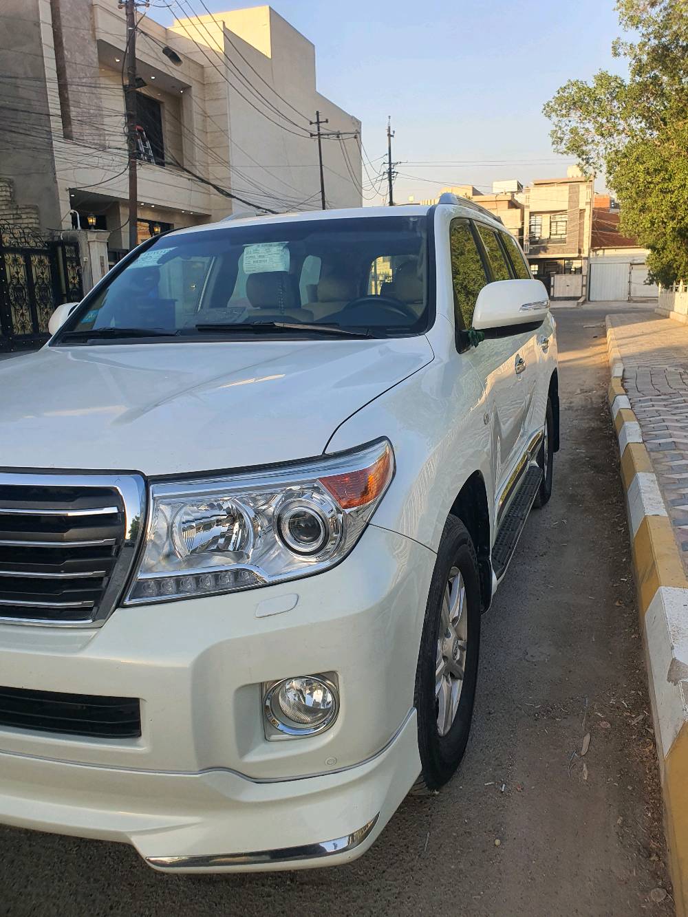 لاندكروزر • ٢٠١٠ • رقم بغداد