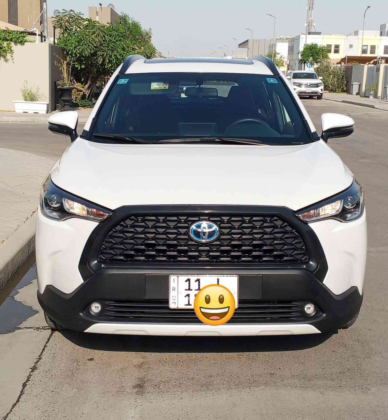 للبيع كورلا كروس هايبرد 2024 ضمان وكاله
السياره فول ومكفوله من الضربه والصبغ بيها رصعه مسحوبه pdr ممبينه اصلا ورصعتين بالقماره ممبينات كذالك ماشيه 36 الف كم بعدها بالضمان 
فتحه بصمه دخول ذكي سويجين وياها ويل كب مع حساس اطار 5 تايرات بلوجكتر ومري شفط مع السنتر لوك رادارات جانبيه 3 وضعيات قياده فول تحكم ستيرن شاشه ابل كار بلي واندرويد اوتو 3 كامرات خلفيه فول سستم ايرباك كامره خلفيه مع حساسات خلفيه هوك خلفي تبريد قطعتين عداد دجتل مع عداد ساعه 
السياره جاهزه من كلشي والحمد لله ومسويلها بولش ونانو سيراميك
رقم بغداد باسمي مكاني بغداد الكرخ 
باليرموك او مجمع البدور 
للاستفسار 
***********
