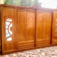 غرفه مستخدمه • نضيفه • واتساب