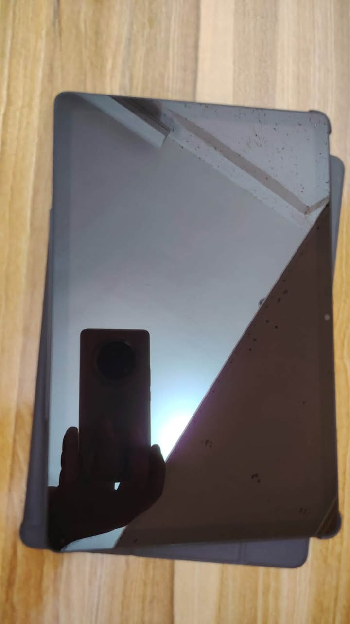 هونر X8 • ذاكرة ١٢٨ • تابلت