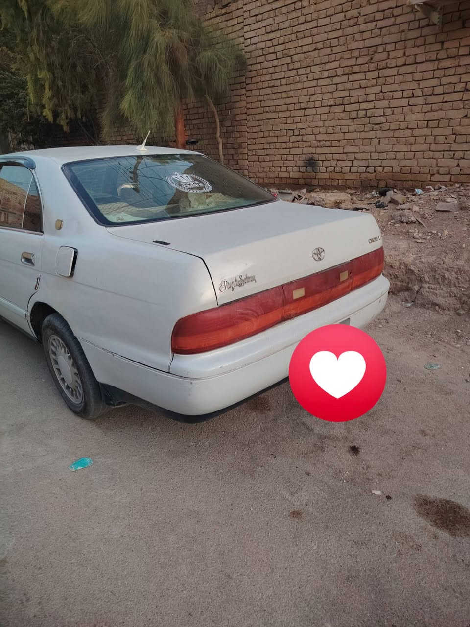 السلام عليكم
بطه كراون موديل 1993
لون لؤلؤي سيارة جاهزه من كلشي ترايك وين مايعجبك
مكفولة من العيب الشرعي 
تبريد جاهز
سنوية 27
راعيها بالبصرة... رقمها بصرة
مكان السيارة شطرة سعرها 40 وبيها مجال حك الجيه
***********
