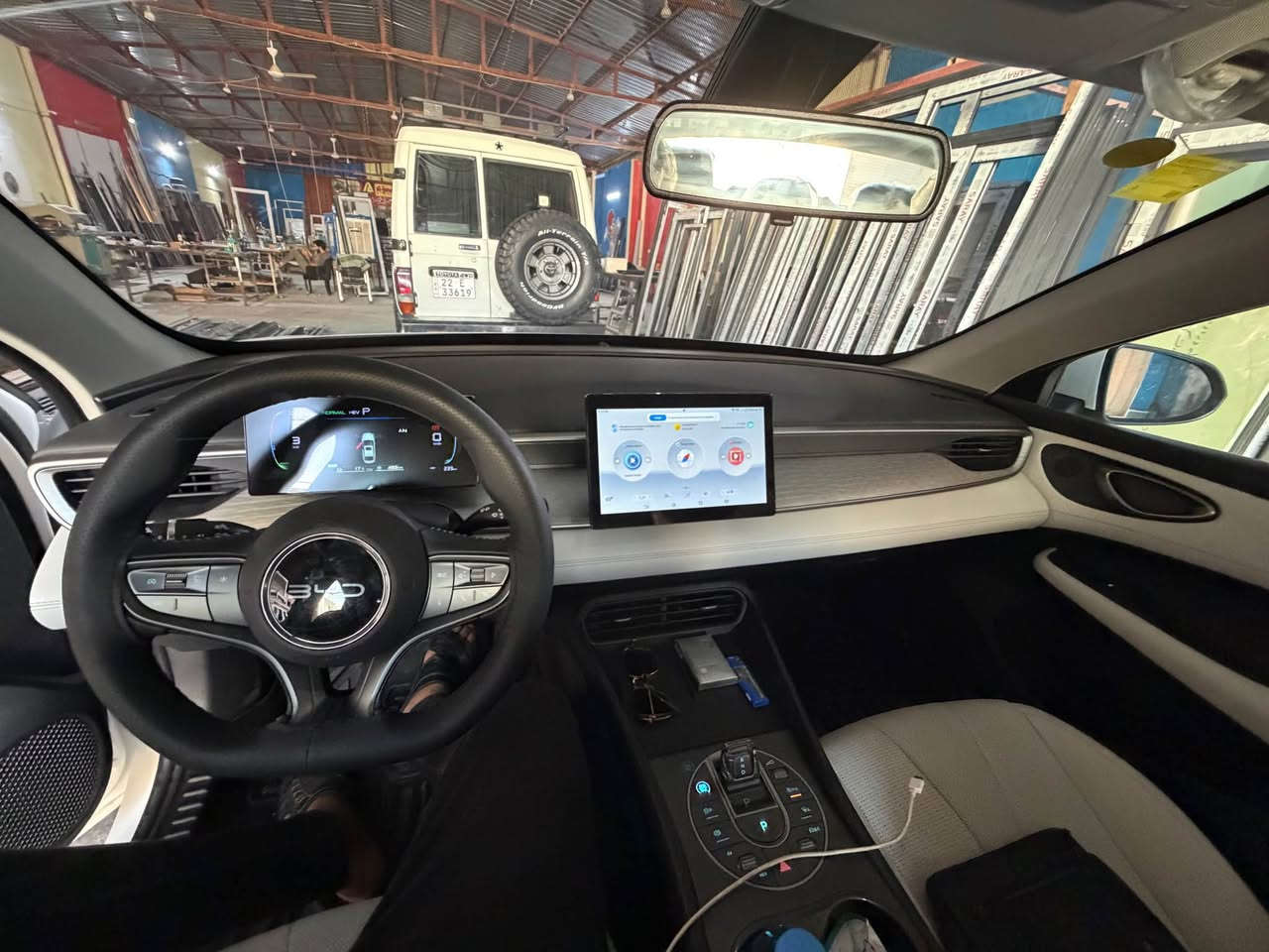 سلام عليكم 
للبيع سياره بي وأي دي موديل 2025
سياره زيرو مامشي ماشي ٢٠٠كيلو متر بدون رقم كاتي أربيل 
مكان سياره كًركوك سعرهااا
قفلهااامن اخير ١٣٧
*********** كركوك, العراق
