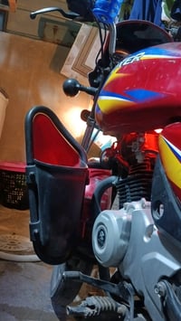 دراجه بوكسر كلاسك موديل 22 احمر ماشيه 19 دراجه نظيفه استخدام شخصي يعني...