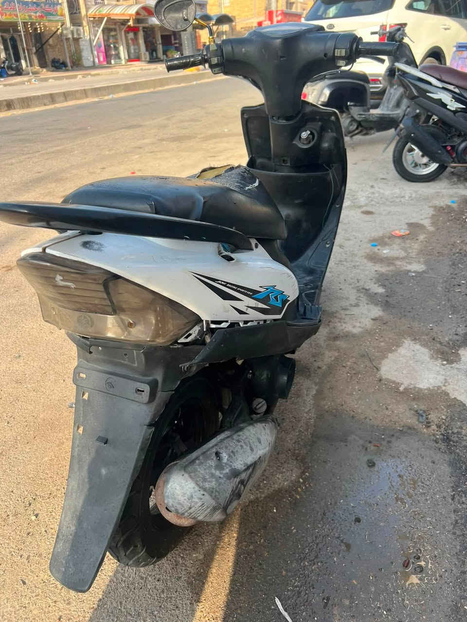 سلام عليكم دراجه ماكس مفتوحه 50 شغاله سلف هندر عوزها ترتيب سعر 250 كوم حديد لا تسألني شبيها مابيها مكان ناصريه مركز ***********
