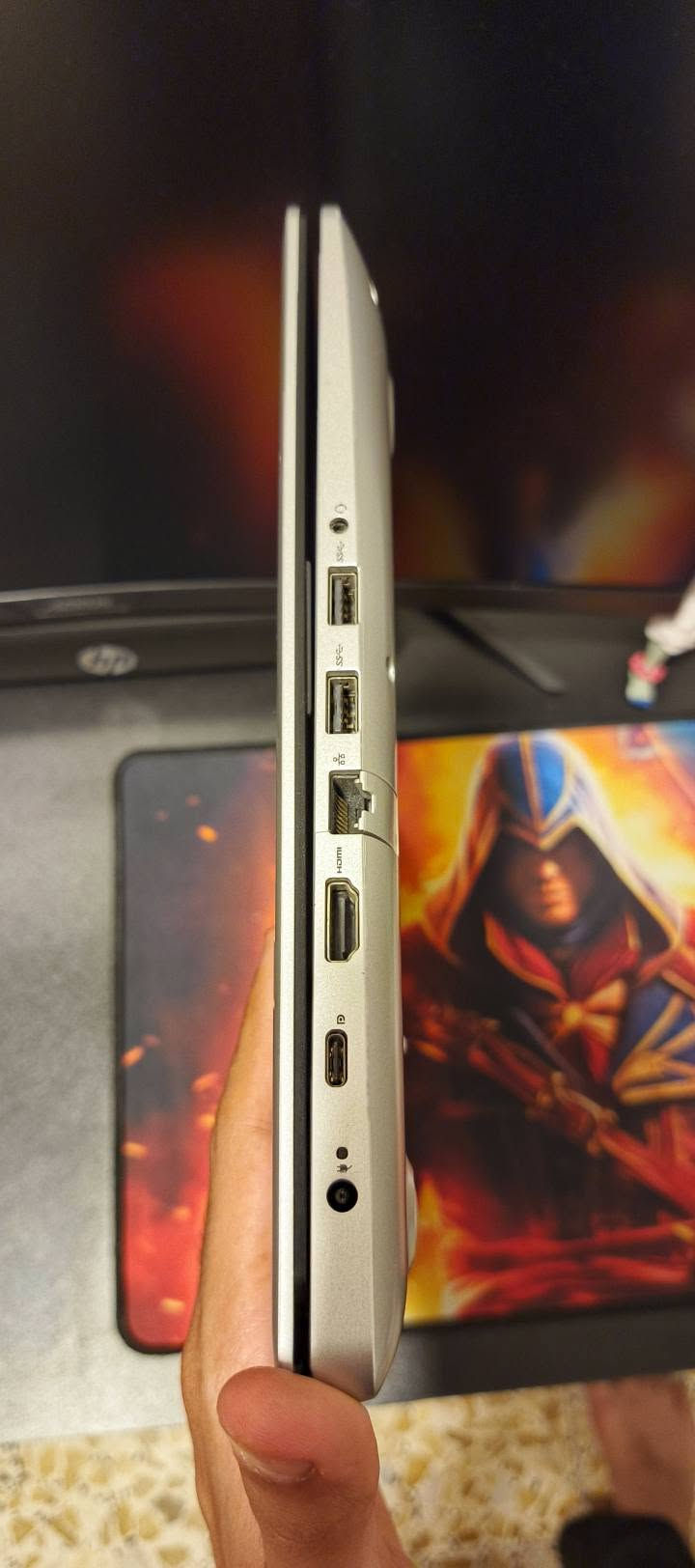ديل • رام ٣٢ • i7-8550U