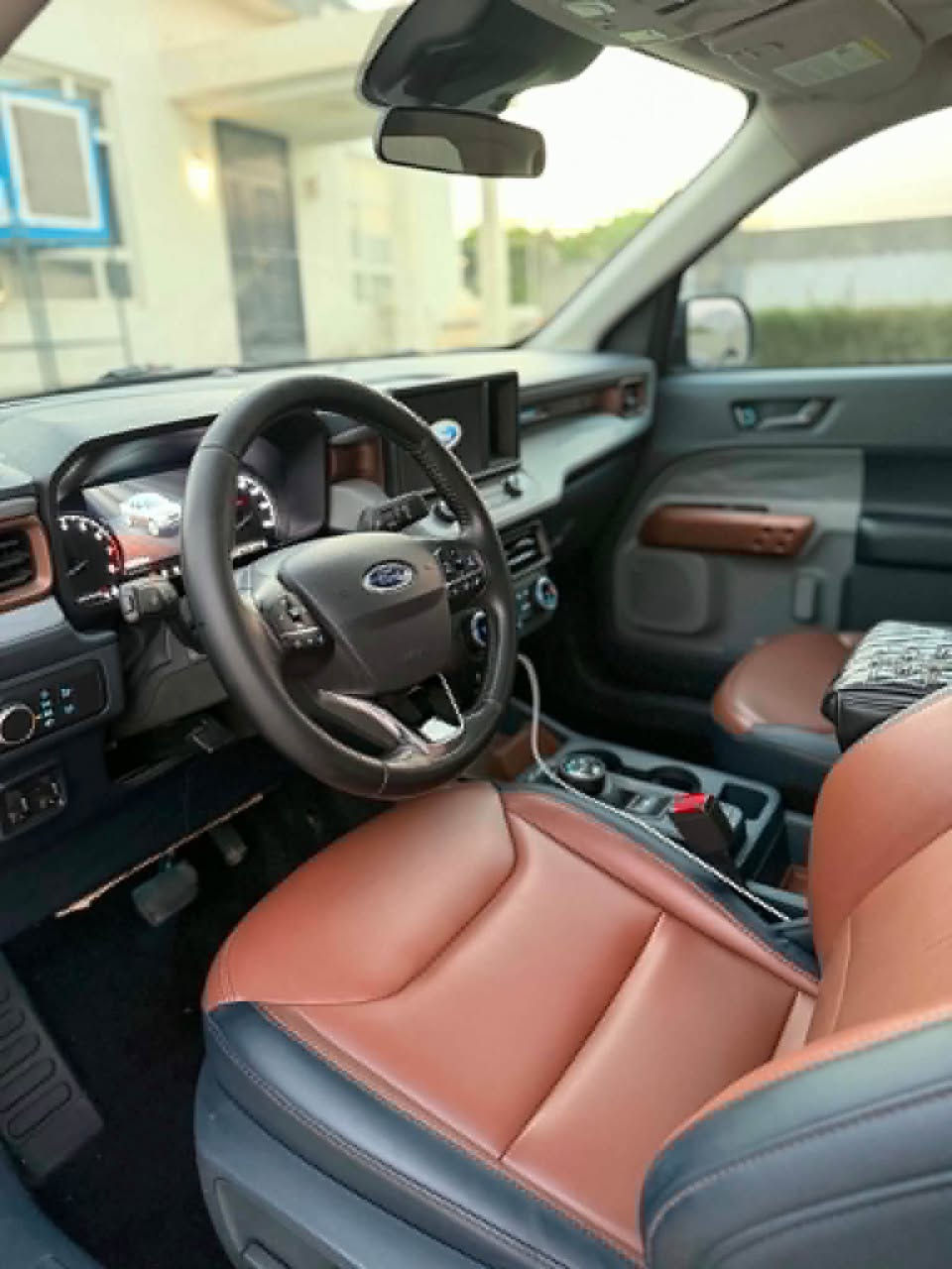 Ford Maverick 2022 Lariat 
سەیارەکە تەنها نیو بۆنیت بۆیاخ بیناوگرتن بە ئیرباگ بی تەحدیل بي شوخت سەیارەکە قەپات مواسەفاتە( بەسمە-سلایت-ناو قەیسی-کەوشن جلد-کوشن گەرم-شاشە گەورە-دە بل ئەکسل-سە ماعهboss-(هتد سەیارەکە بە ناوی خۆمە کامل سیرڤس کراوە ٤ تایەی لۆک لەسەر گیرو مەکینە کارەبای بەشەرت تەنها ٦٠ مایل رۆشتوە نرخ-١٩٣$ شتیک مەجال
***********
***********
Whatss app
Vaiber رانية, السليمانية
