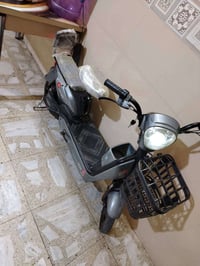 دراجه شحن للبيع نضيفه مدينة الصدر جوادر 07708850680 السعر 200 الف
