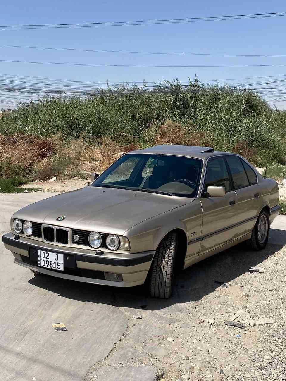بي ام 525 اصل محرك كبس (مسكر) شرط كير اوتوماتيك شرط سلايت رقم مسطرة نينوى شرط التحويل طخم تايرات جدد جامات كهرب 
للبيع او مراوس 
عنوان موصل - مشيرفة
السعر 49$ و بيها مجال
***********
***********
