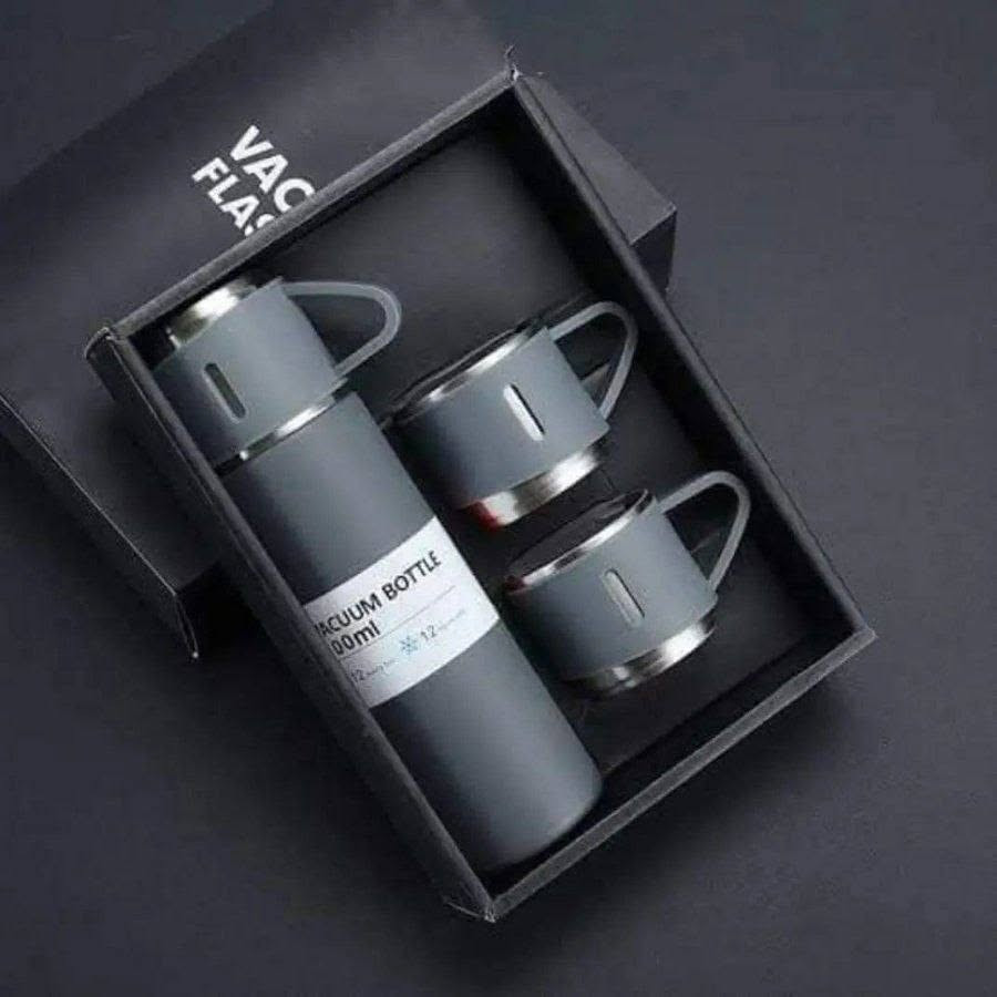 ☕✨ طقم الترمس الأنيق ويا 3 أكواب ✨☕
🔥 شايك أو قهوتك وياك وين ما تروح!
طقم عملي ومرتب بتصميم راقي، مناسب للدوام، السفر، السيارة، الطلعات والجلسات، وحتى كهدية 🎁
✅ الطقم يتكون من:
🔸 ترمس حافظ للحرارة والبرودة
🔸 3 أكواب بتصميم أنيق ومتناسق
🔸 تصميم عملي مع مسكة للحمل
🔸 خامة ستيل وتصميم عازل للمشروبات
🔸 مناسب للشاي ☕ القهوة ☕ والمشروبات الباردة 🧊
🔸 حجم عملي وسهل الحمل
🔸 يأتي بعلبة مرتبة ومناسبة للتقديم كهدية 🎁
🔸 شكل عصري وألوان جميلة تناسب الرجال والنساء
💼 مثالي للموظفين والطلاب
🚗 مناسب للسيارة والسفر
🏕️ ممتاز للرحلات والطلعات
🏠 عملي للاستخدام داخل البيت
🎁 وفكرة حلوة جداً للهدايا
💥 سوق الأصدقاء للتسوق المنزلي
📦 يوجد جملة ومفرد
🚚 توصيل لجميع محافظات العراق
📲 للطلب والاستفسار واتساب:
***********
***********
🔥 الكمية محدودة — للحجز راسلونا على الخاص أو الواتساب.📲📲📲#الناصرية #البصرة #اربيل
