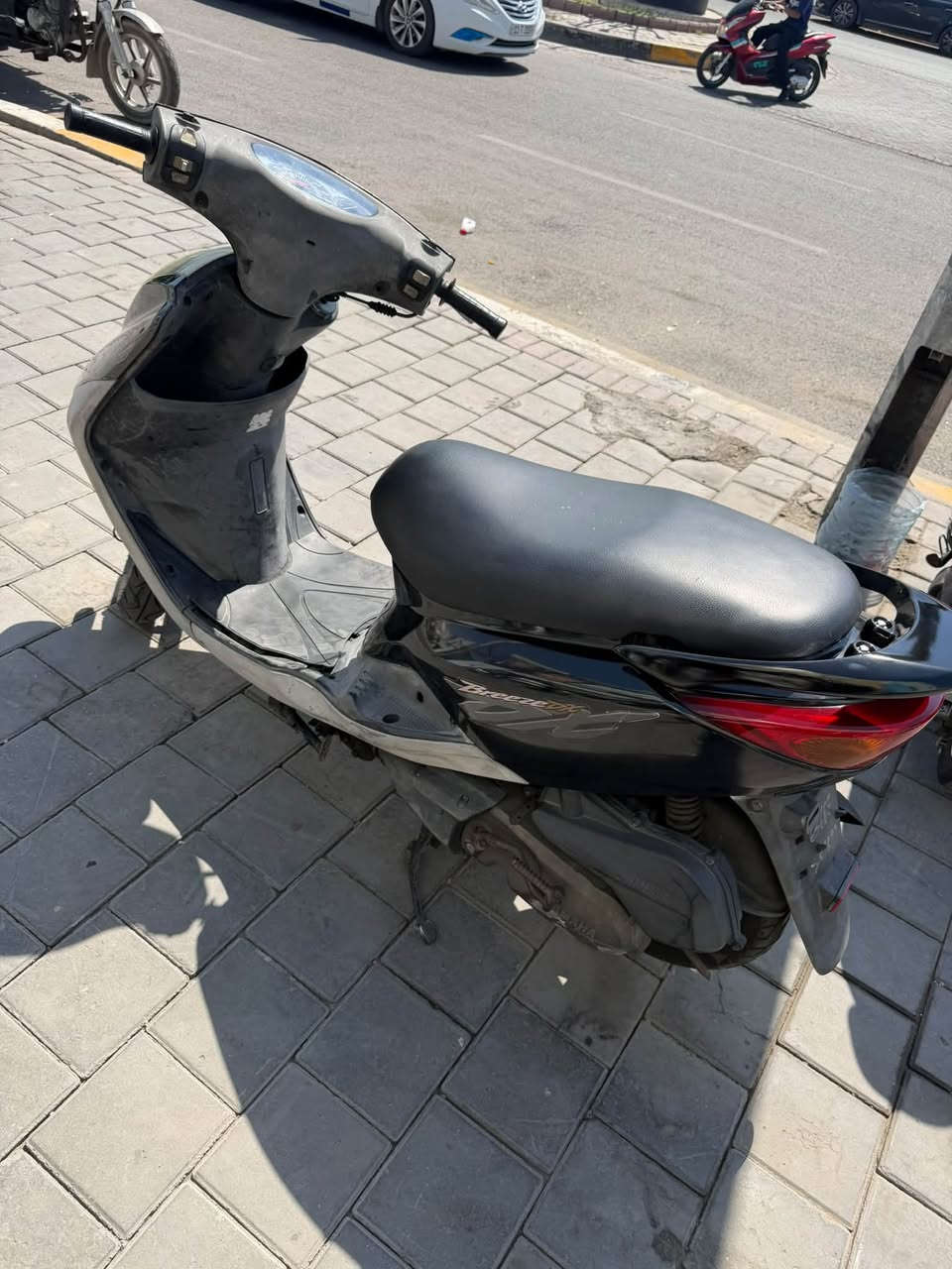 معرض الواثق لتجارة الدراجات النارية 
متوفر ياماها بريز لايت جوة كابريتر 
مكفولة كفالة عامة 
جاهزة وكاملة باتري ومرايات وكاعية 
السعر مليون و 250 تنباع نقد واقساط لحاملي ماستر كارت الرافدين 
***********
***********
