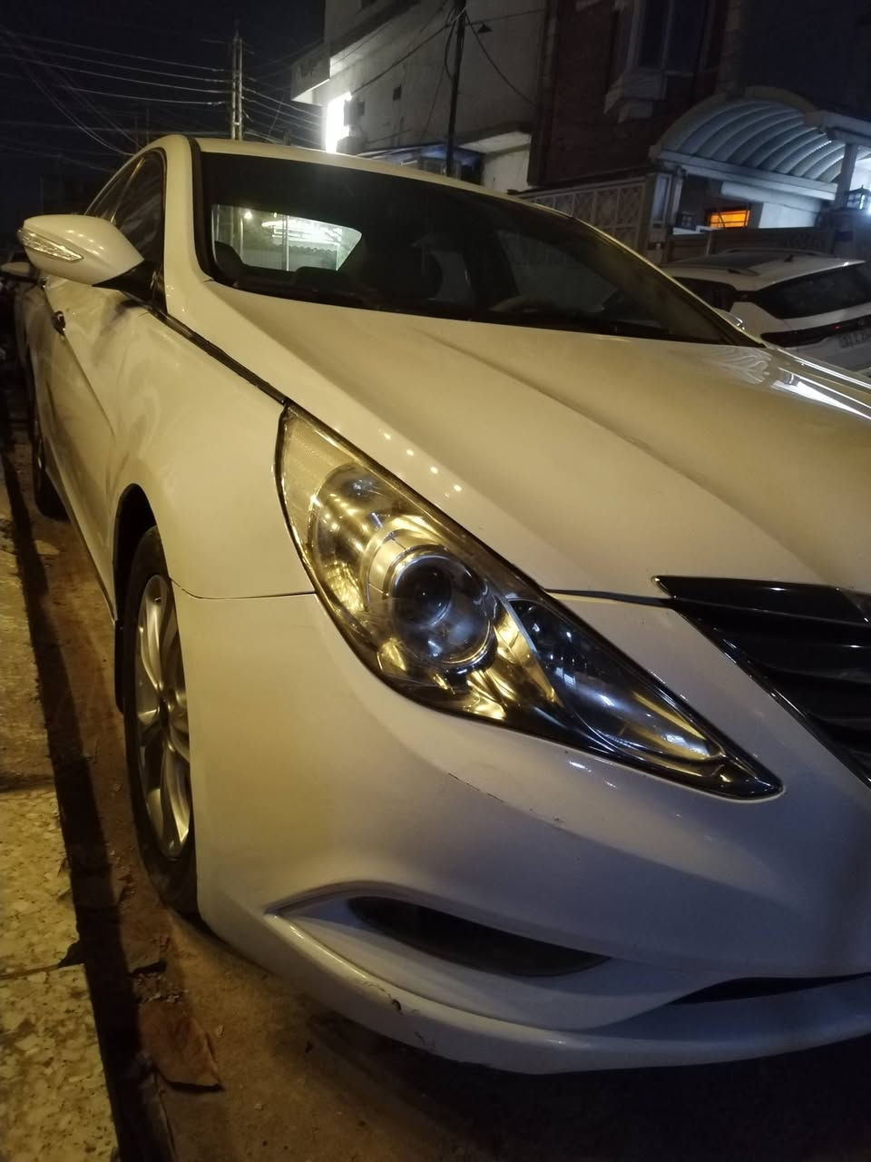 سلام عليكم سوناتا 12 خليجي بيها ثلاث قطع صبغ وبيها بالشاصي بگد الابهام مامبين العنوان الدوره
السعر 95
اتصال بي واتساب ***********
ملاحضه سونار ماعندي مامسويلها
اذا اكو مراوس النترا او كورله موديل 20 وفوگ حتى إذا مصبوغه حزام ونطي فرق
