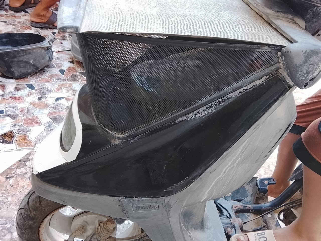 السلام عليكم ماطور شغال شرط للبيع سعر 150 وبي مجال للطيبين مكان موصل جديده جانب الايمن 
***********
***********
