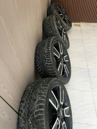 ويل تايرالويل نضيف اصلي مغلف نانو وجاي يشلع يعني نضيف والتاير نص عمر س...